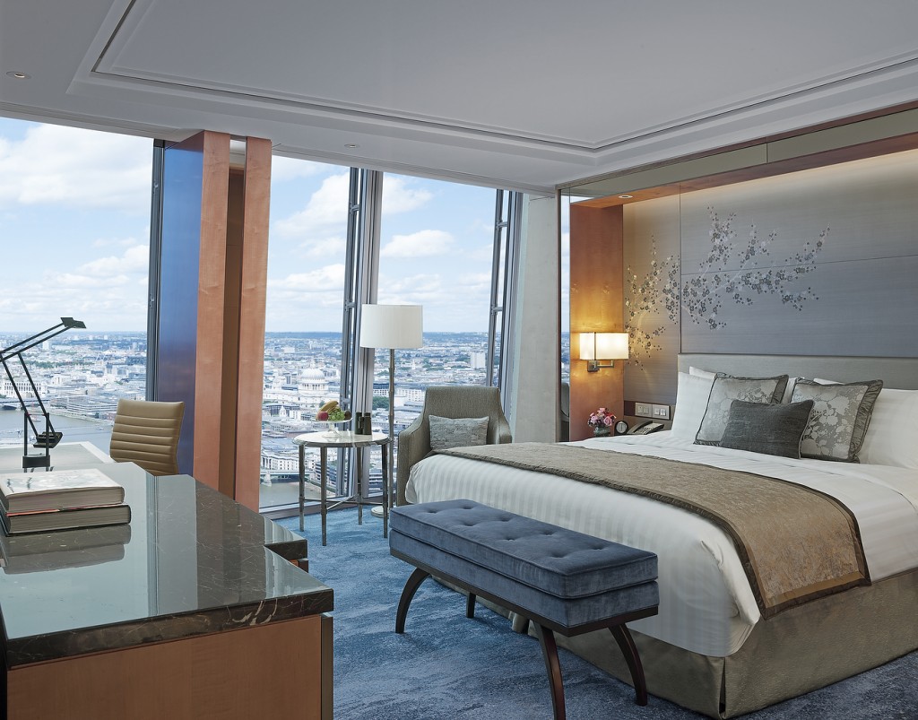 Deluxe City View Room – St Paul’s view (day) – Shangri-La Hotel, At The Shard, London